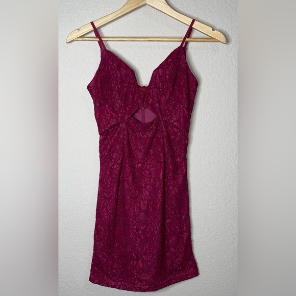 Line & Dot Urban Outfitters Lace Bodycon Mini Dress Size XS - Picture 4 of 9